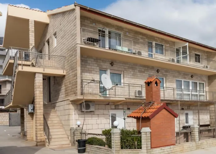 Mirjana, Apartament Dugi Rat