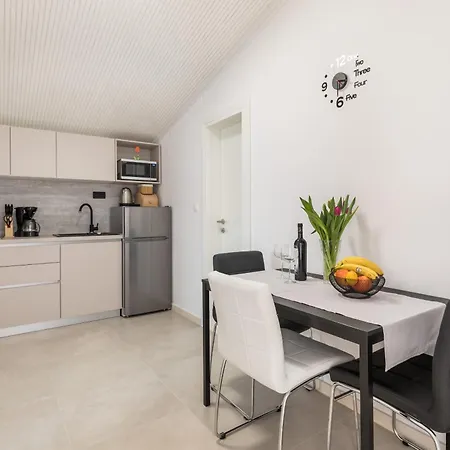 Ante - Mali Rat Apartment Dugi Rat